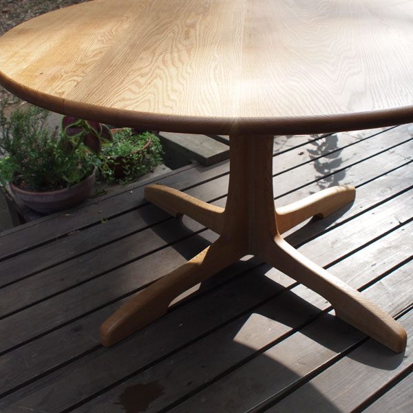 table_round_nara_03