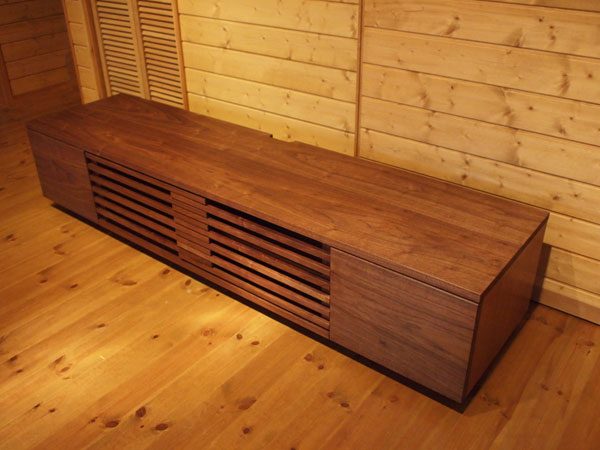 board_tv_bwn_sp_04