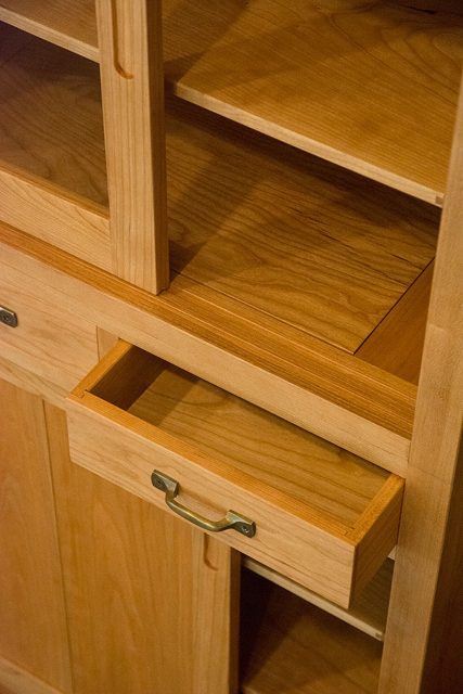 kitchen_cabinet_cherry_03