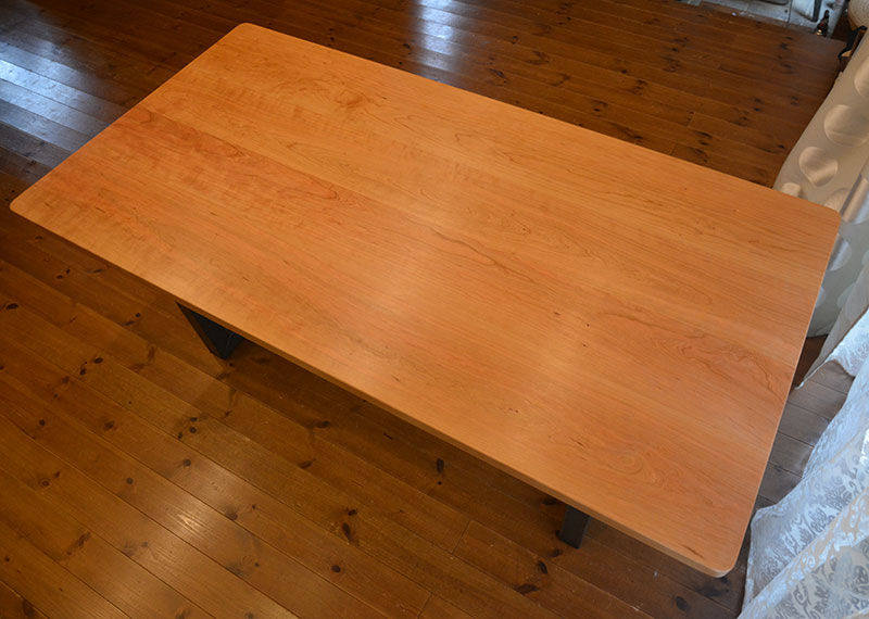 table_cherry_ironlegs02