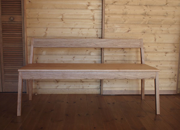 chair02_bench_01