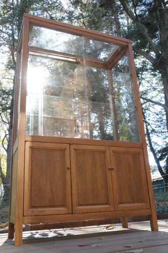 Kurumi Glass Cabinet