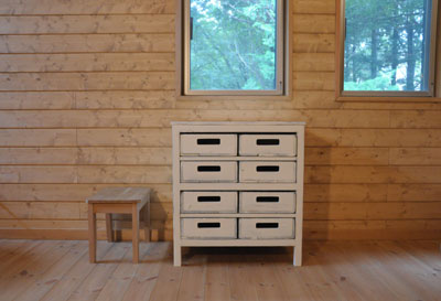 White Distressed 8 Drawer Chest